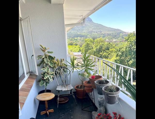 2 BEDROOM PROPERTY TO RENT IN NEWLANDS